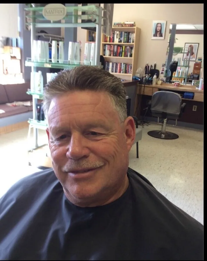 Men's haircut at Salon Monte Carlo